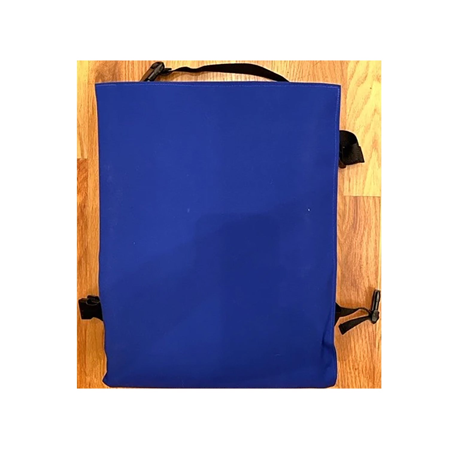 Upright Dashboard for Hot Air Balloons 3 see-through pockets let pilots access their gear when strapped to the upright, folded in half